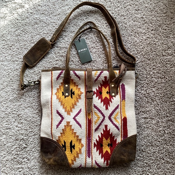 NWT Myra Bag My Desert Sunset Lg Shoulder Bag - Picture 7 of 8